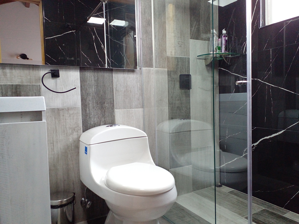 Casa de 3 alcobas en venta en Escobero, Envigado, 214 m² · foto 16 de 19