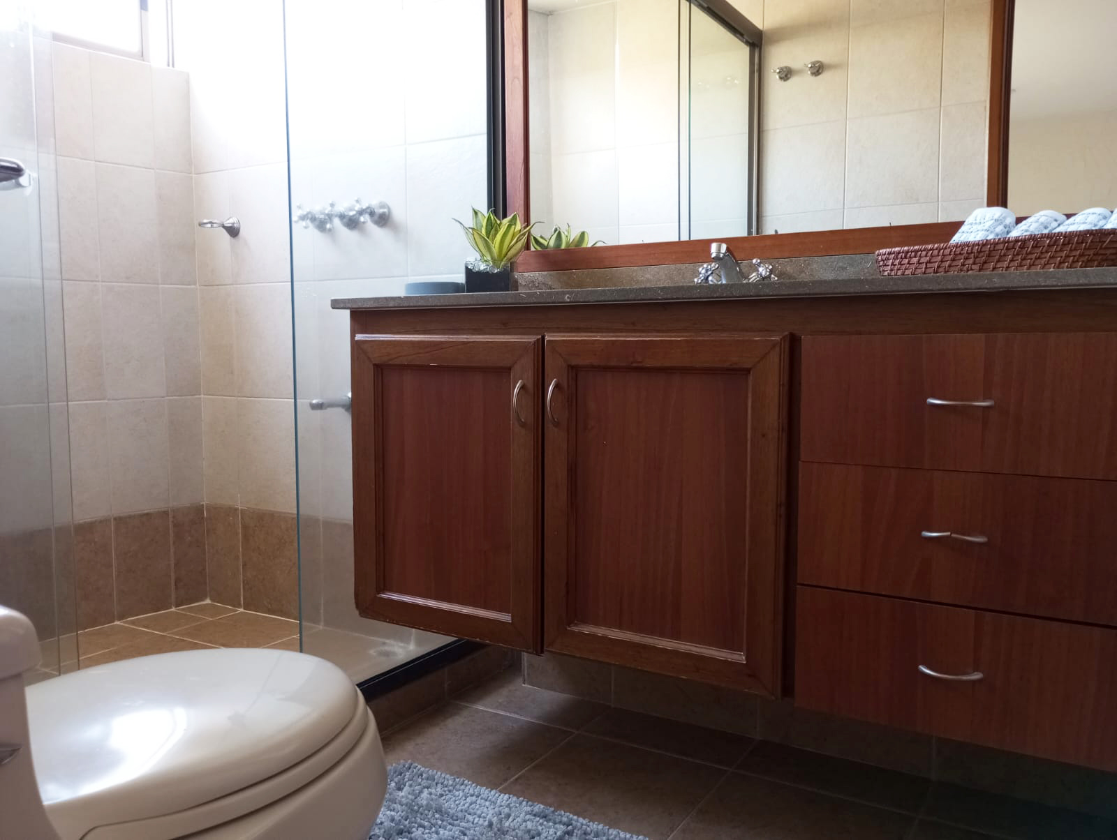 Apartamento en arriendo en Los Balsos No.2, Medellín · foto 16 de 18