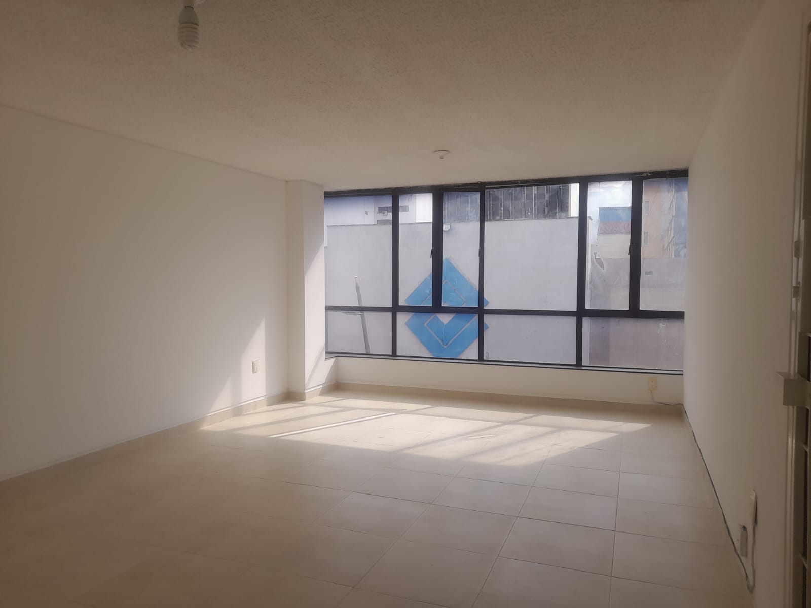 Oficina en arriendo en Centro, Bucaramanga, 25 m² · foto 7 de 8