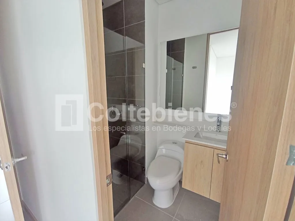 Apartamento en arriendo en El Poblado, Medellín · foto 10 de 24