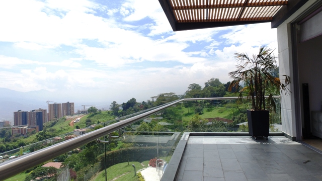 Casa de 5 alcobas en venta en Escobero, Envigado, 465 m² · foto 7 de 20