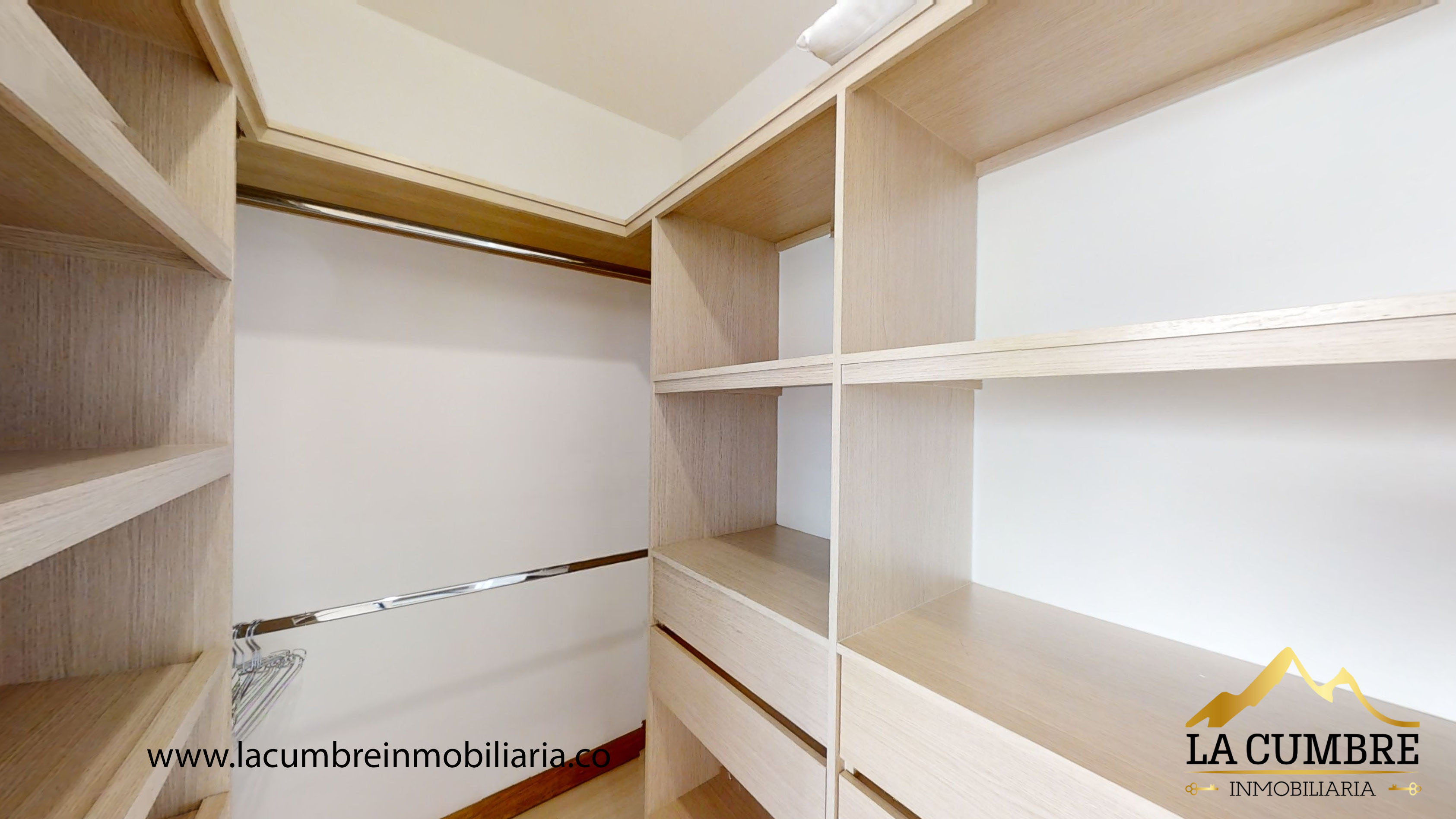 Apartamento de 4 alcobas en arriendo en Alejandría, Medellín, 130 m² · foto 17 de 18