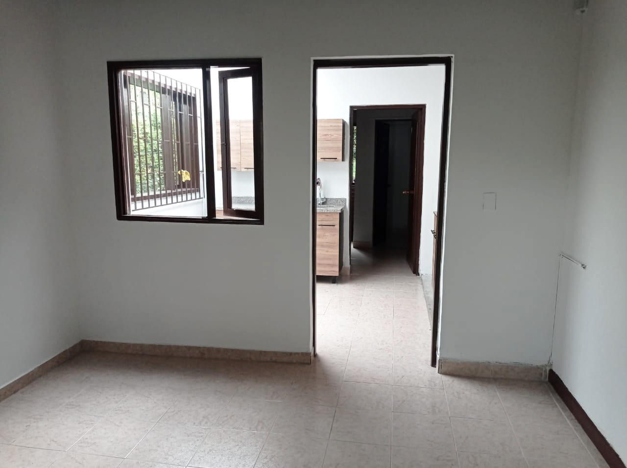 Oficina en arriendo en Lalinde, Medellín, 653 m² · foto 5 de 16