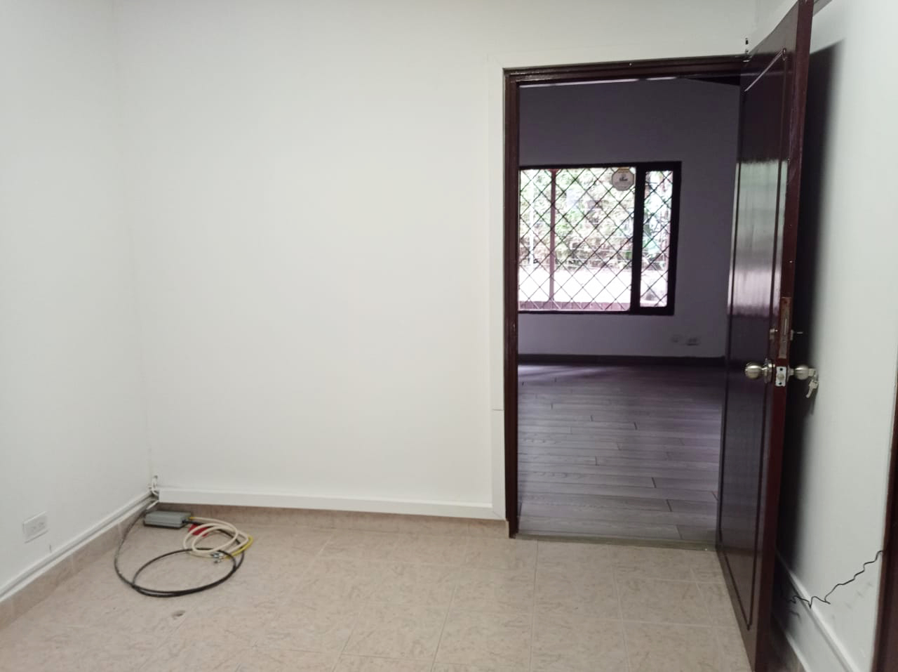 Oficina en arriendo en Lalinde, Medellín, 653 m² · foto 6 de 16