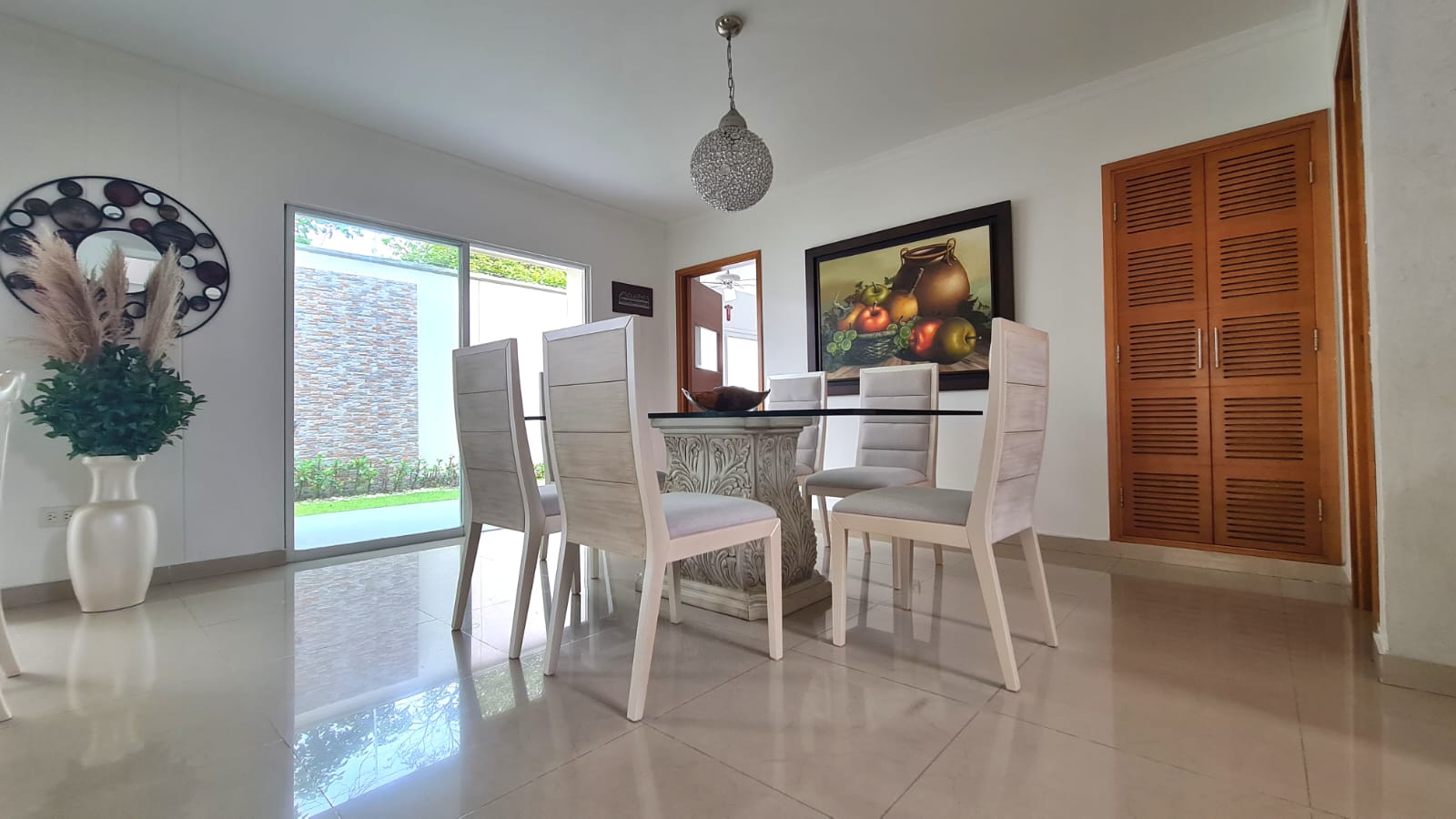 Casa de 3 alcobas en venta en Buenavista, Barranquilla, 230 m² · foto 3 de 14