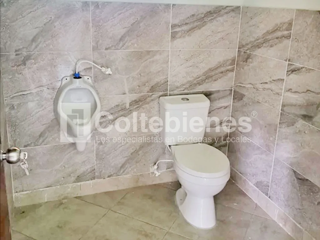 Casa de 4 alcobas en venta en Santa Elenea Sector Central, Guarne, 731 m² · foto 12 de 24