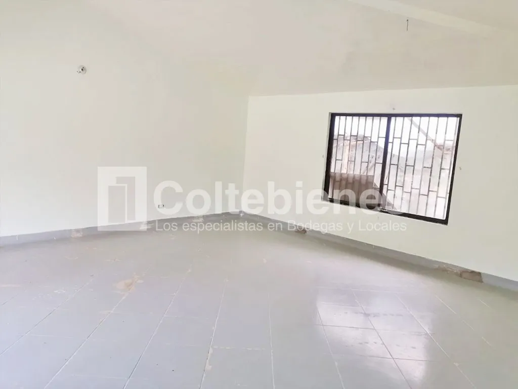 Casa de 4 alcobas en venta en Santa Elenea Sector Central, Guarne, 731 m² · foto 6 de 24