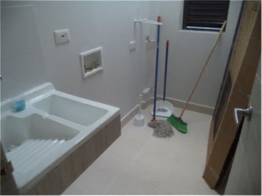 Casa de 3 alcobas en venta en Ricaurte, 98 m² · foto 12 de 24