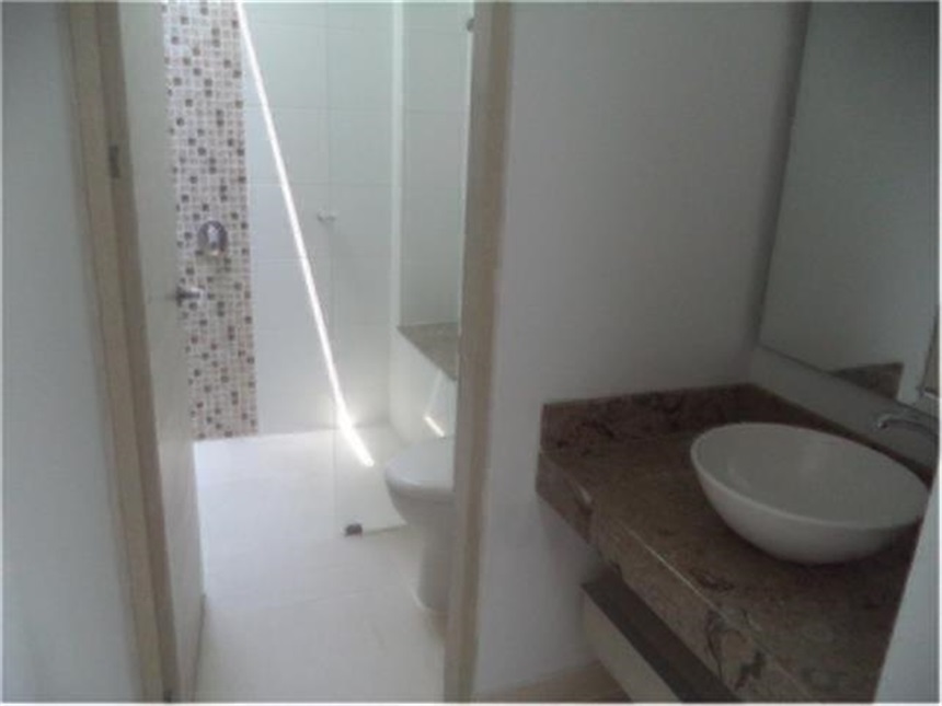 Casa de 3 alcobas en venta en Ricaurte, 98 m² · foto 16 de 24