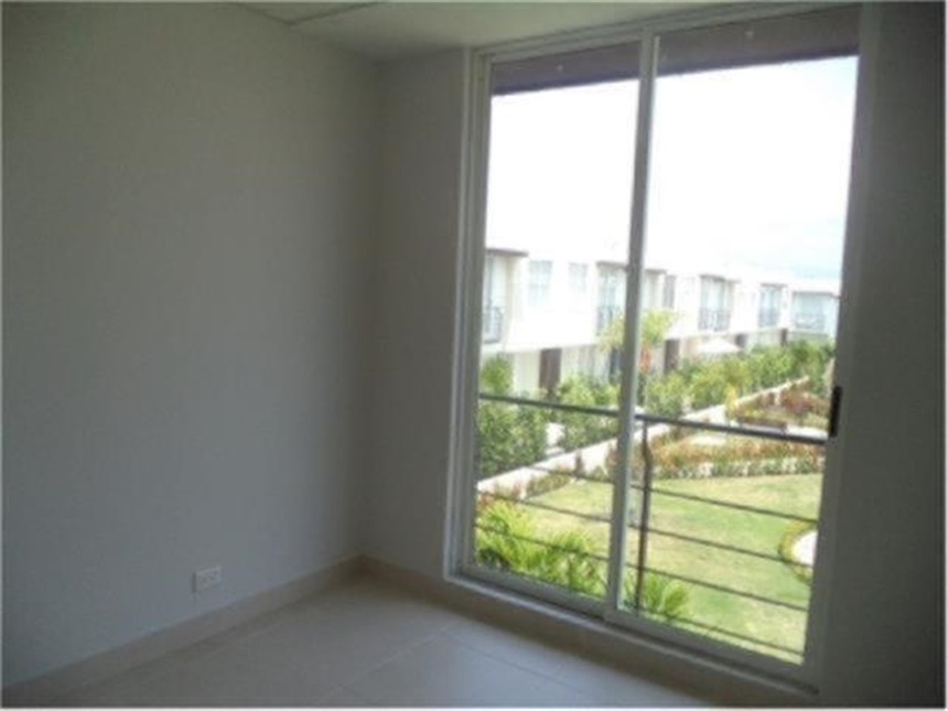 Casa de 3 alcobas en venta en Ricaurte, 98 m² · foto 17 de 24