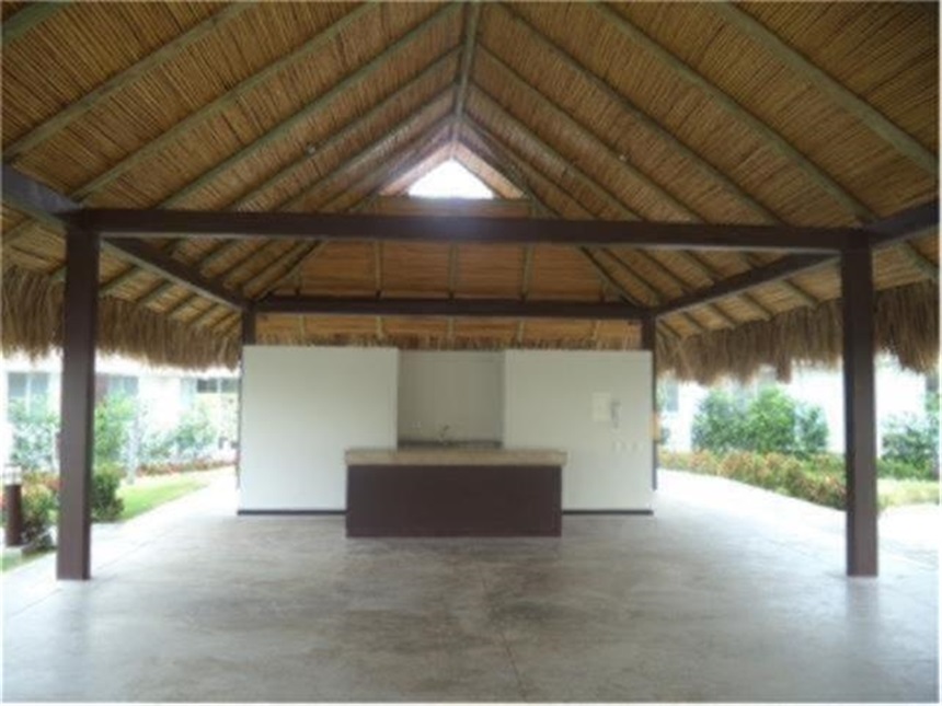 Casa de 3 alcobas en venta en Ricaurte, 98 m² · foto 22 de 24