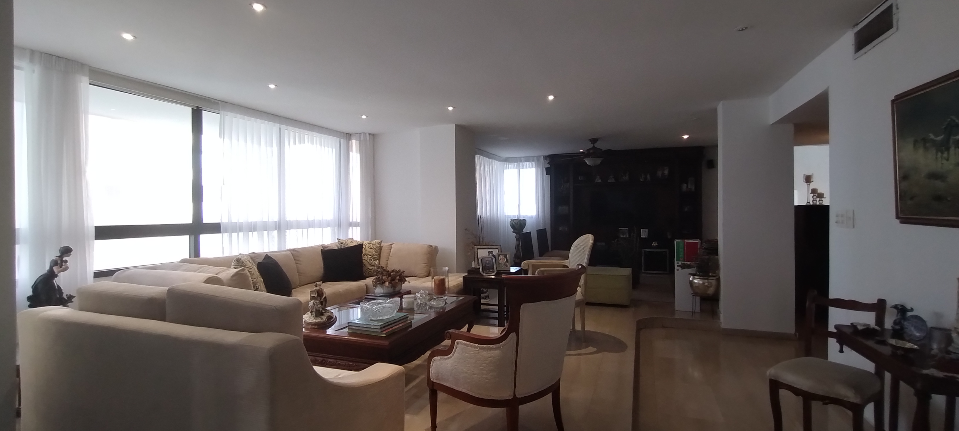Apartamento de 3 alcobas en venta en Altos Del Prado, Barranquilla, 220 m² · foto 4 de 10