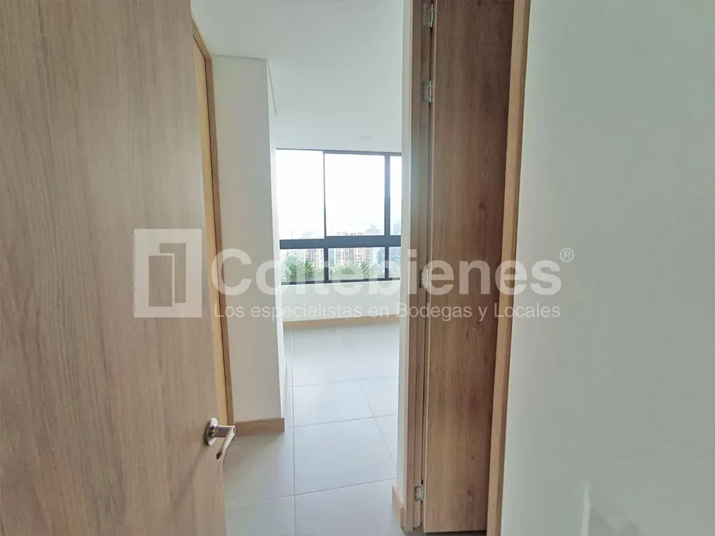 Apartamento de 2 alcobas en arriendo en El Poblado, Medellín, 99 m² · foto 10 de 24