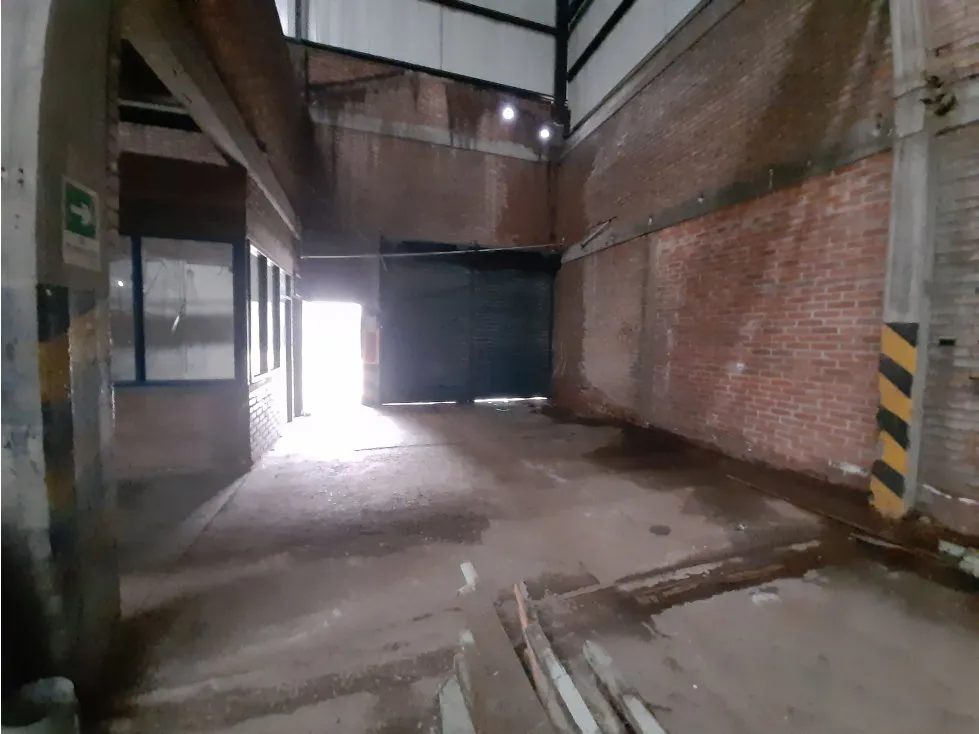 Bodega en arriendo en Acopi, Yumbo, 2573 m² · foto 6 de 14