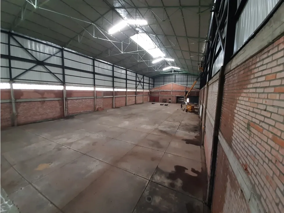 Bodega en arriendo en Acopi, Yumbo, 2573 m² · foto 7 de 14