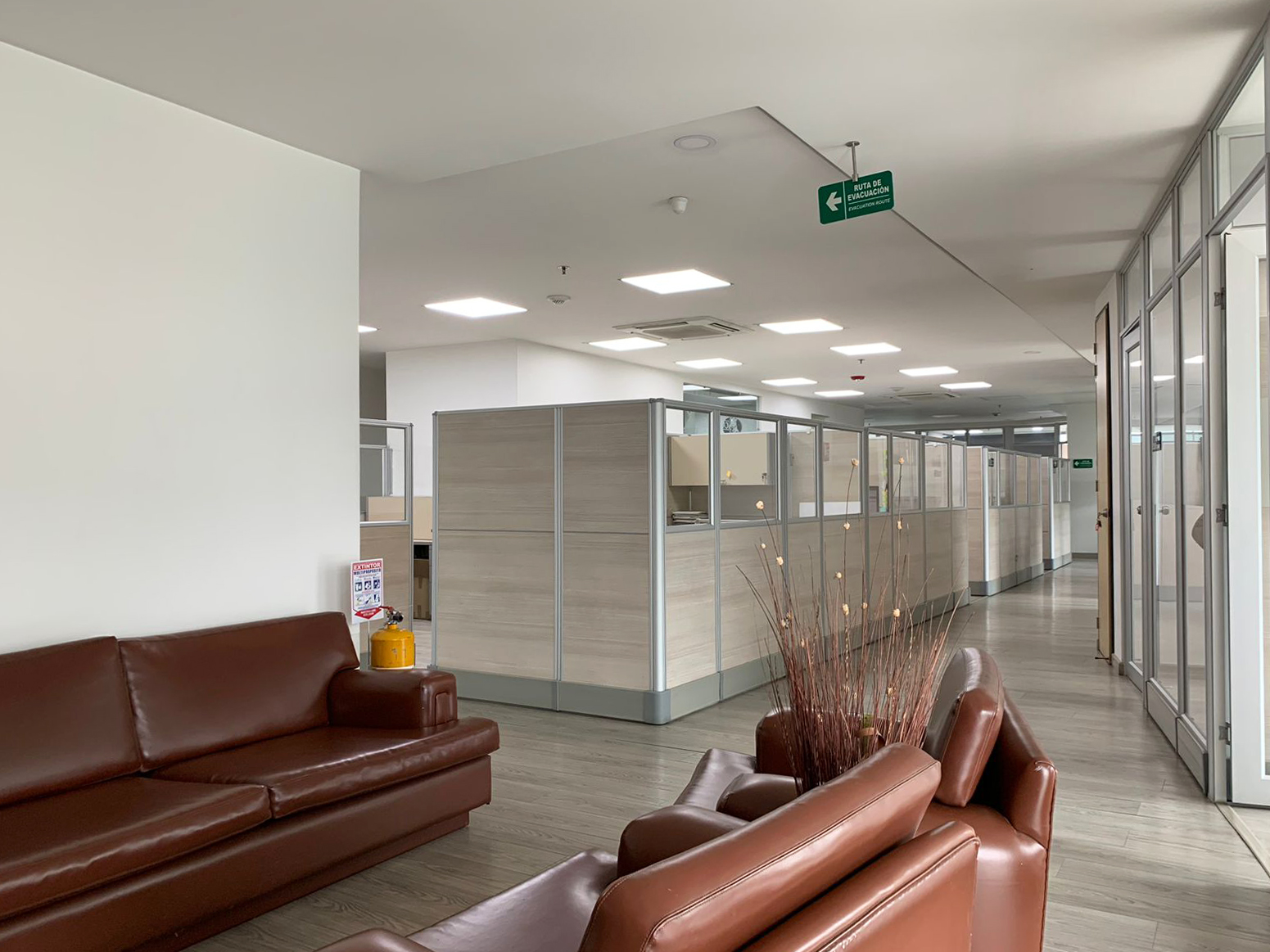 Oficina en venta en Manila, Medellín, 470 m² · foto 10 de 17