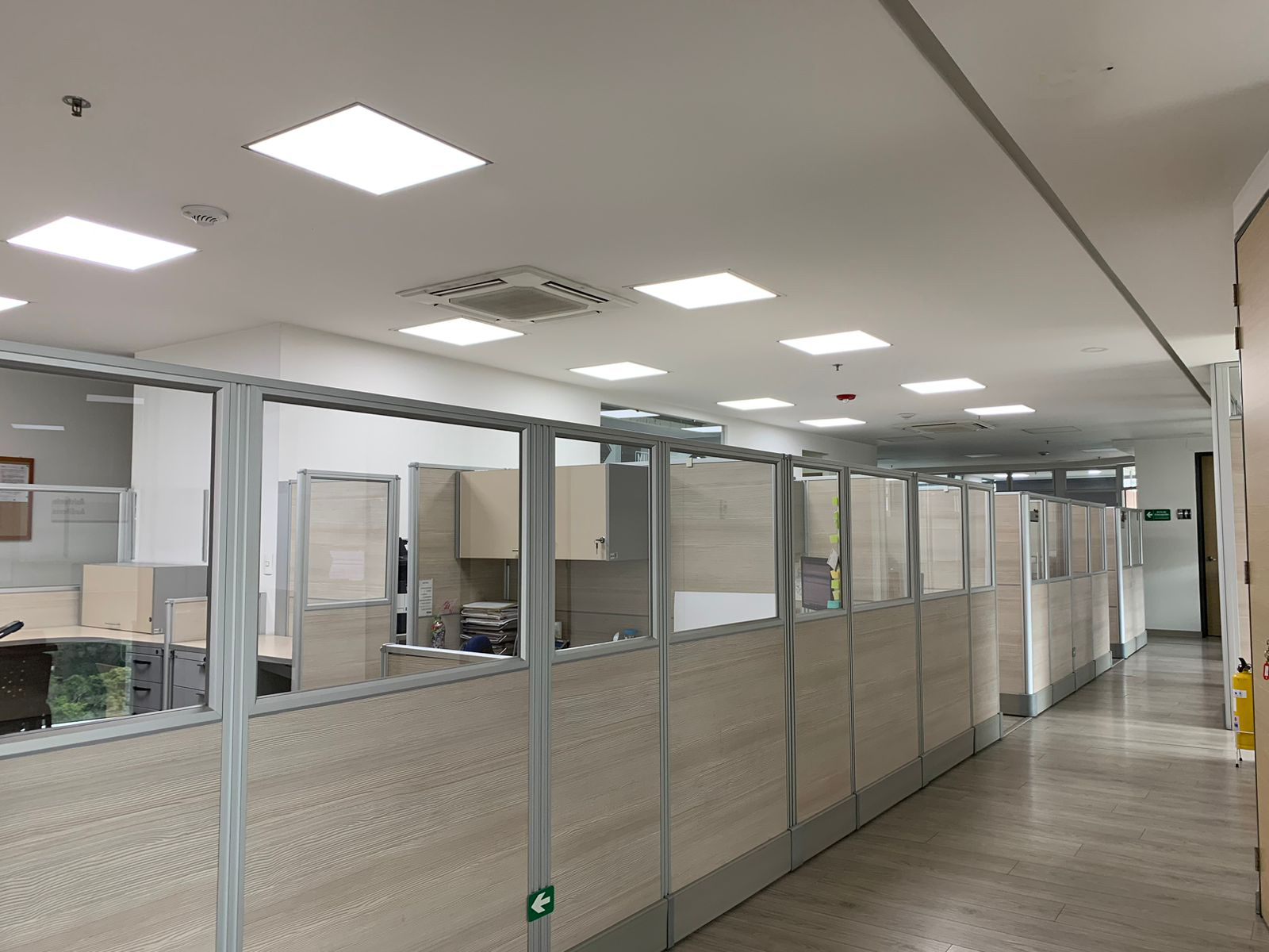 Oficina en venta en Manila, Medellín, 470 m² · foto 2 de 17