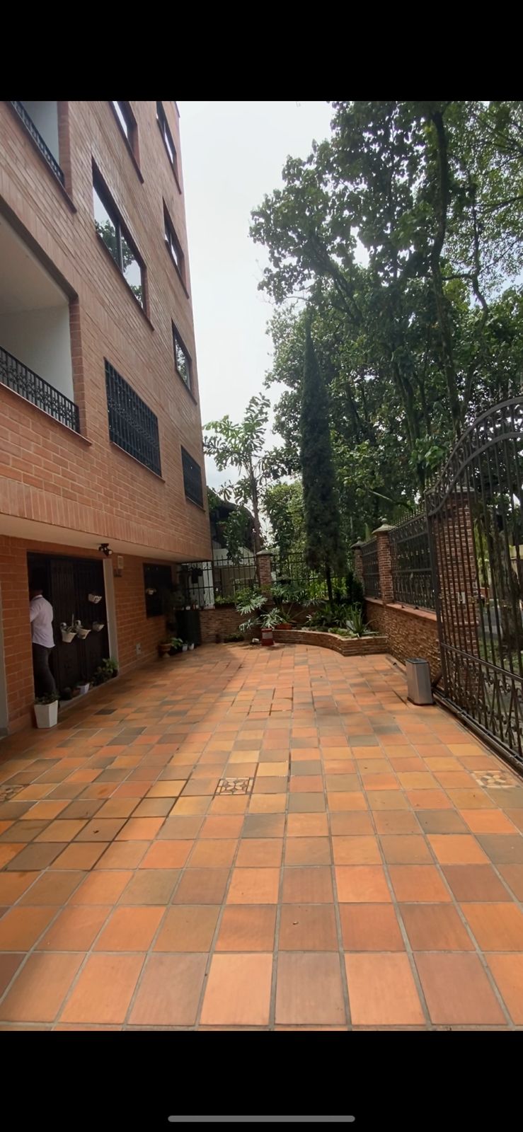 Edificio en venta en Belen La Palma, Medellín, 1500 m² · foto 7 de 8