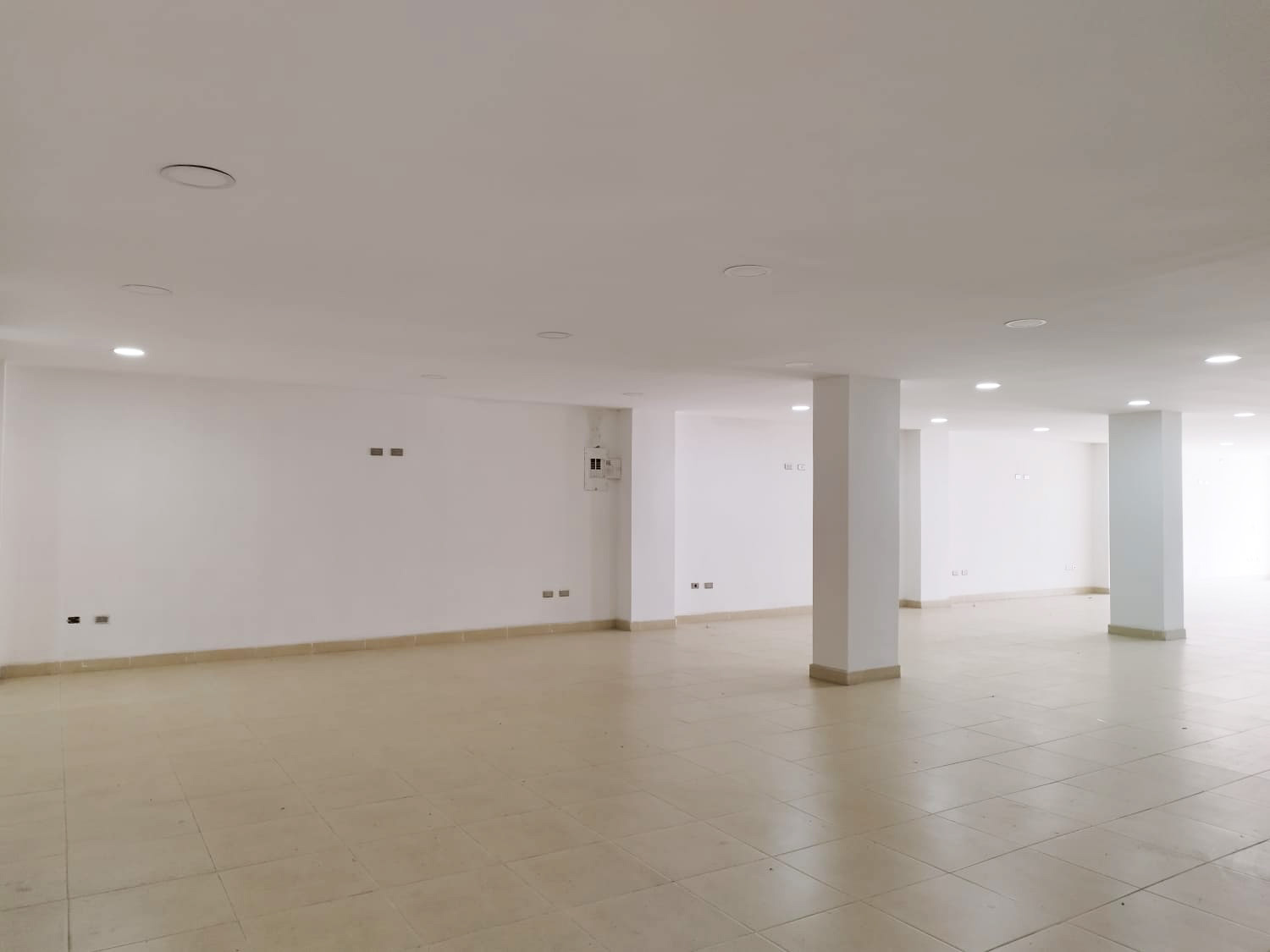 Oficina en arriendo en Zona Centro, Envigado, 300 m² · foto 6 de 16