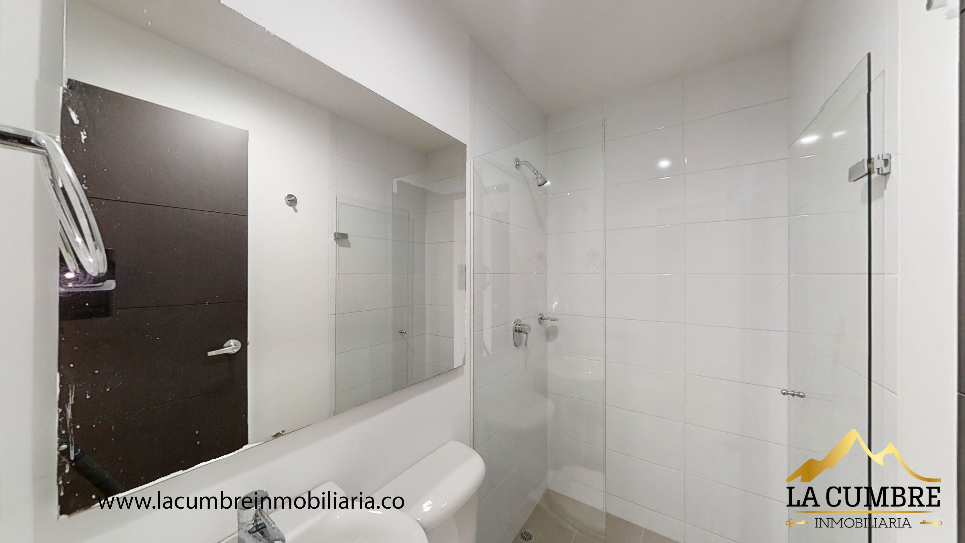 Casa de 3 alcobas en arriendo en Montessori, Envigado, 170 m² · foto 13 de 13