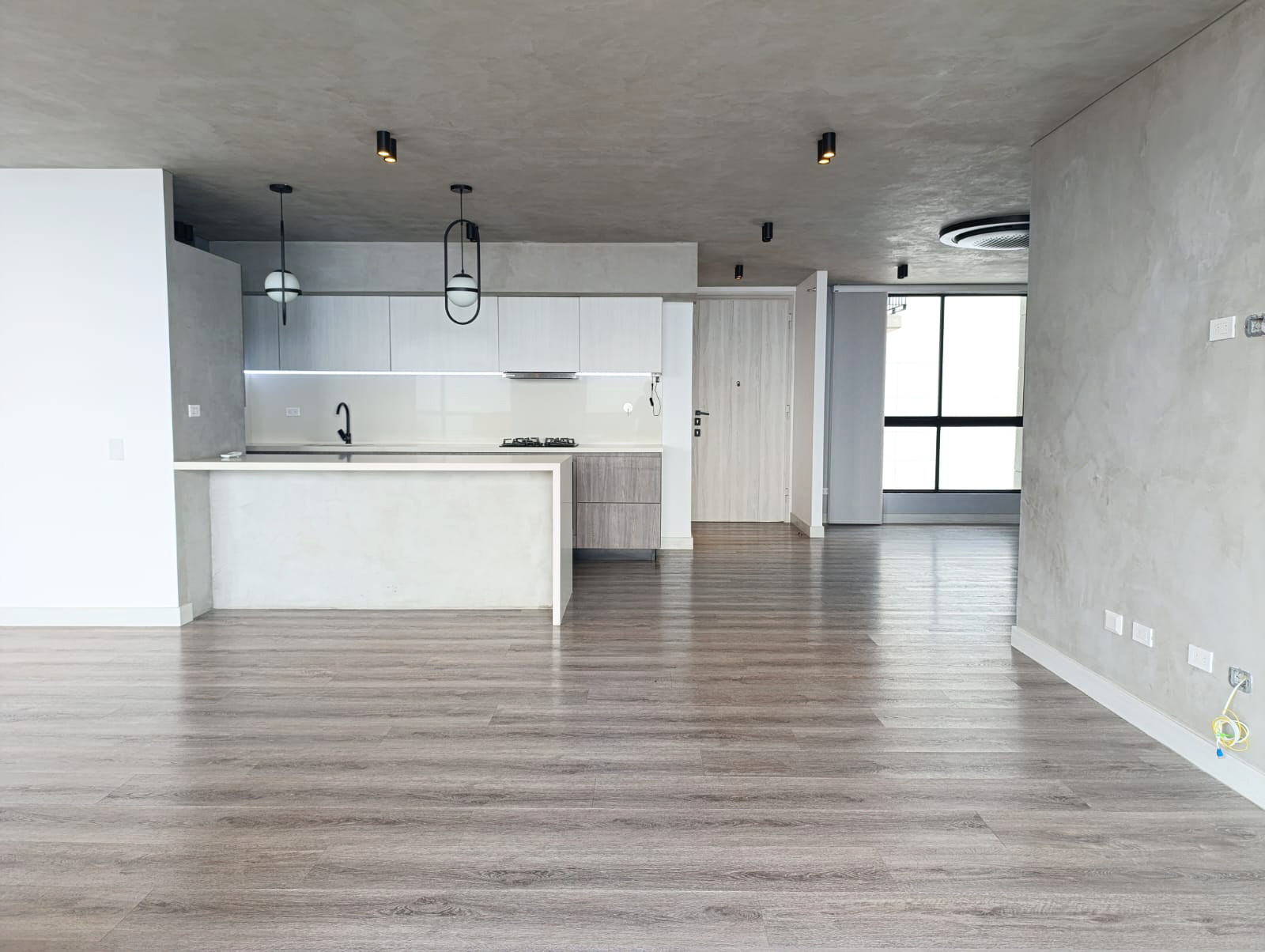 Apartamento en arriendo en Los Balsos, Medellín · foto 4 de 18