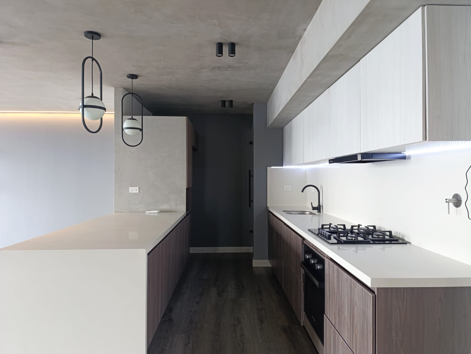 Apartamento en arriendo en Los Balsos, Medellín · foto 6 de 18