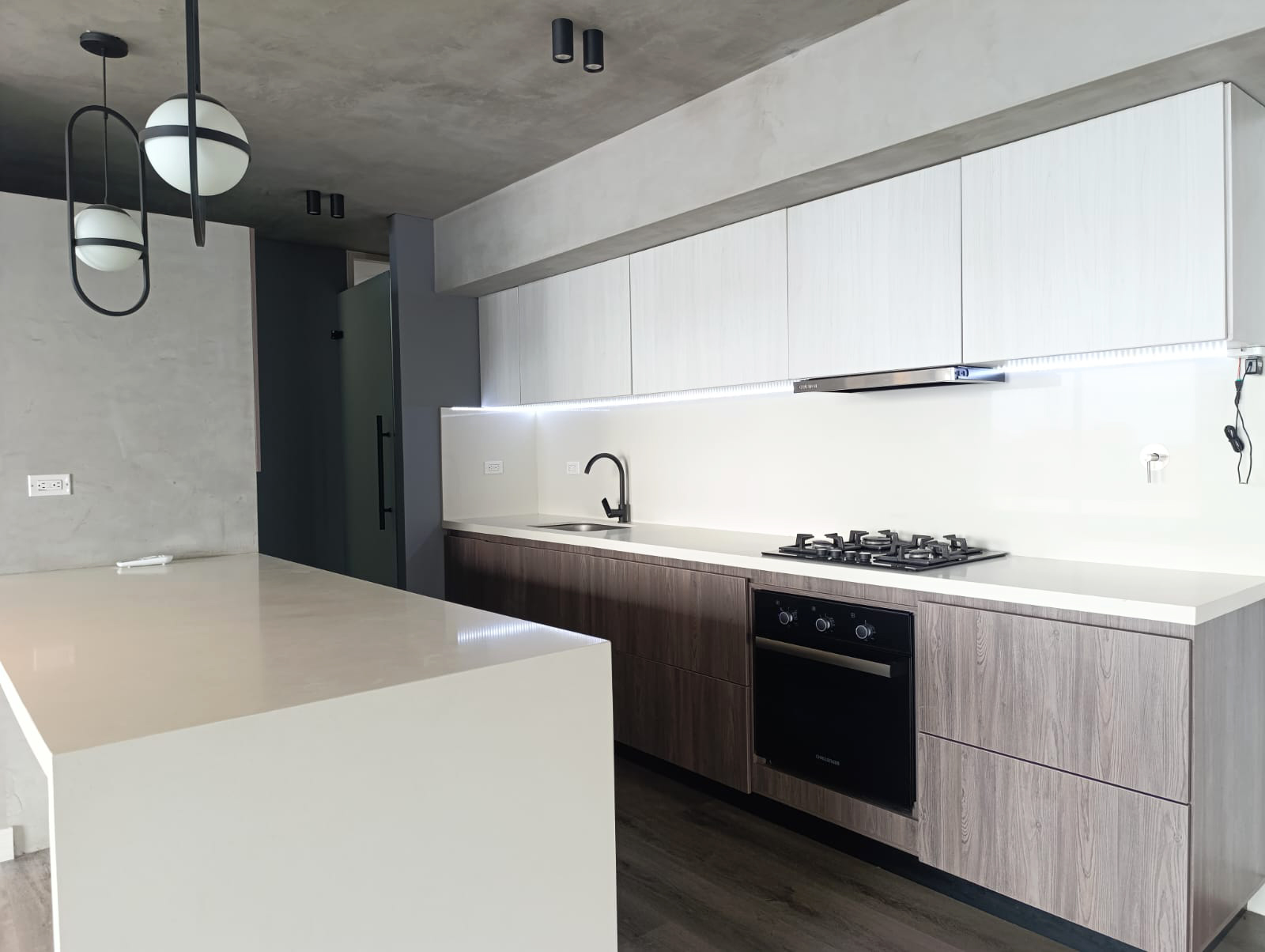 Apartamento en arriendo en Los Balsos, Medellín · foto 8 de 18