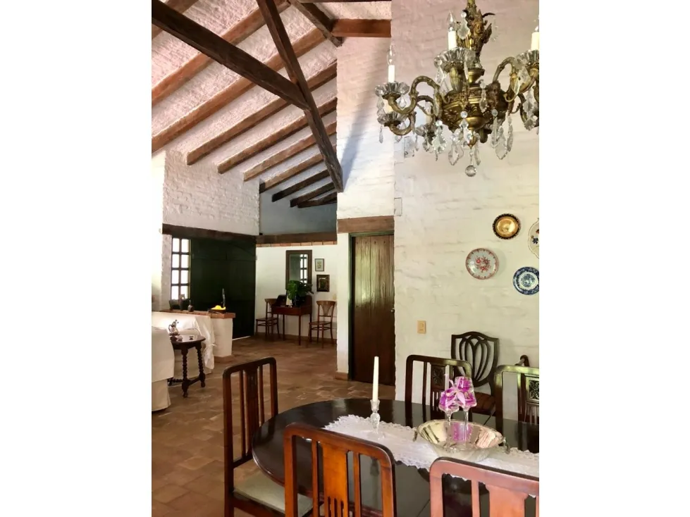 Casa de 5 alcobas en venta en Potrerito, Jamundí · foto 5 de 11