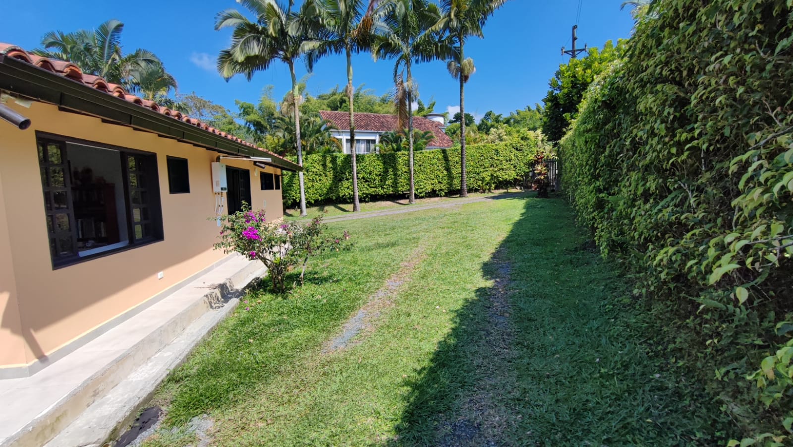 Casa en venta en Av Paralela, Manizales · foto 10 de 24
