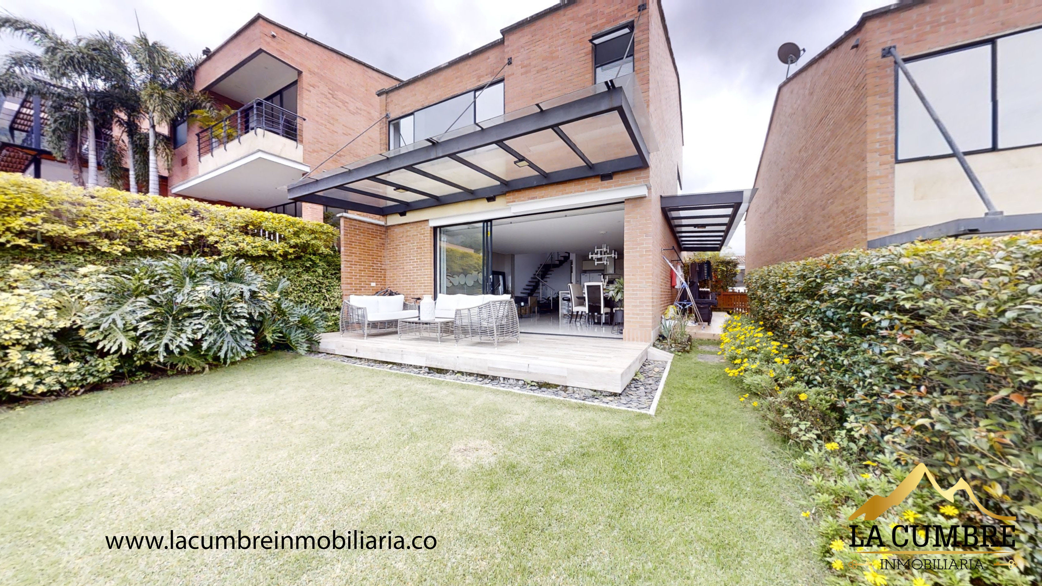 3BR House in Loma del Esmeraldal (230 m²)