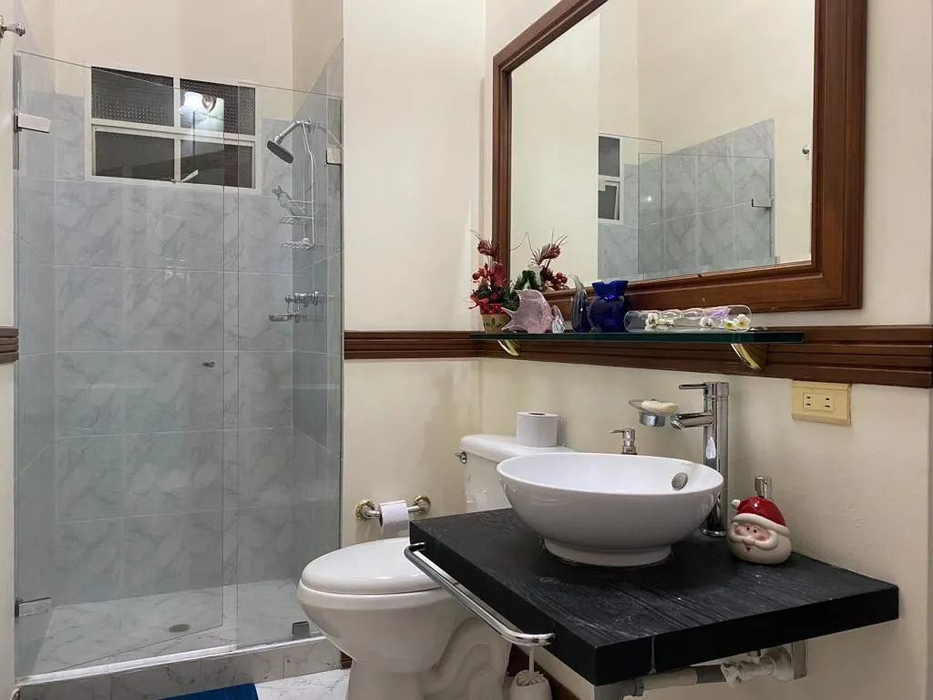 Casa de 6 alcobas en venta en Llano Grande, Rionegro, 520 m² · foto 12 de 20