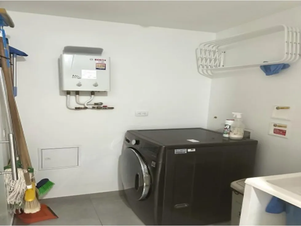 Apartamento de 3 alcobas en venta en San Agustin Suramerica, La Estrella, 101 m² · foto 5 de 11