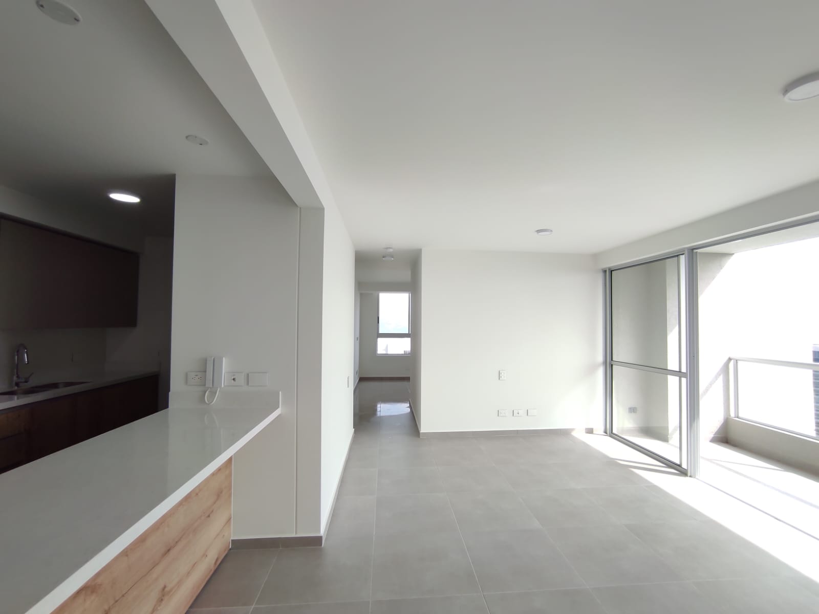 Apartamento de 3 alcobas en venta en Bellavista, Cali, 115 m² · foto 3 de 24