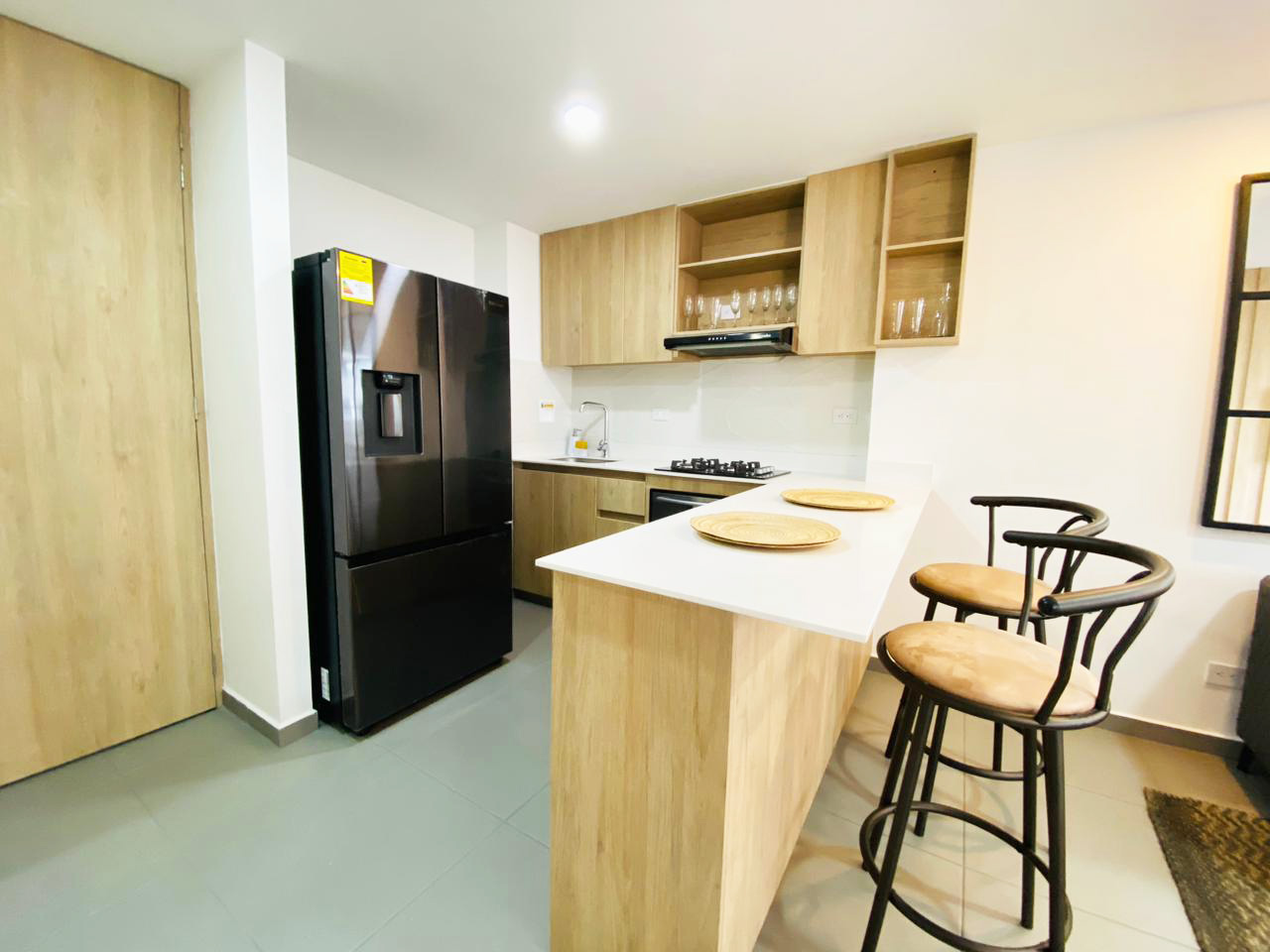 Apartamento de 1 alcoba en arriendo en Santa Fe, Medellín, 55 m² · foto 3 de 18