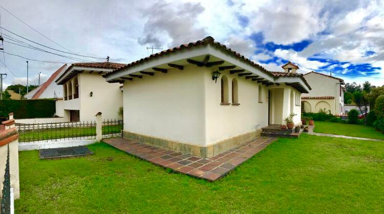 Casa en venta en Niza Suba, Bogotá · foto 2 de 24