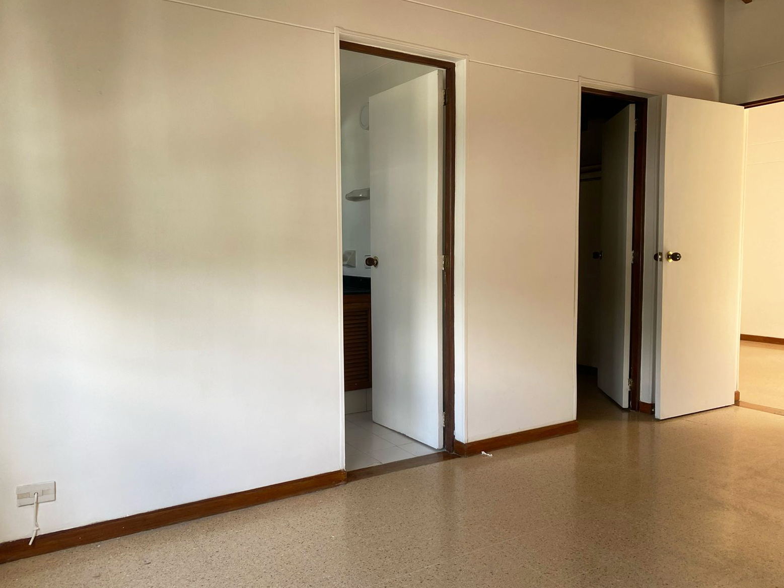 Casa de 3 alcobas en venta en Las Brujas, Envigado, 117 m² · foto 4 de 17