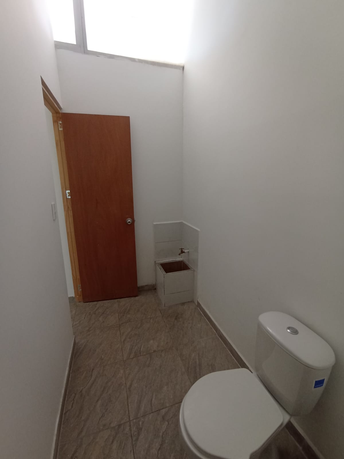 Local en venta en El Porvenir, Rionegro, 56 m² · foto 9 de 12