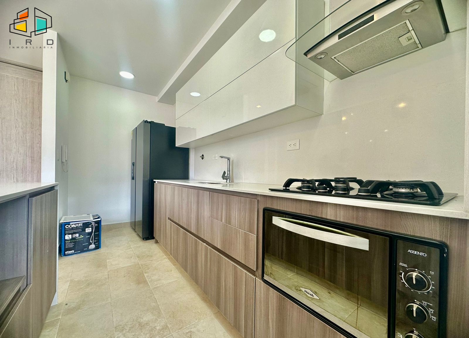 Apartamento en arriendo en Lalinde, Medellín · foto 16 de 24