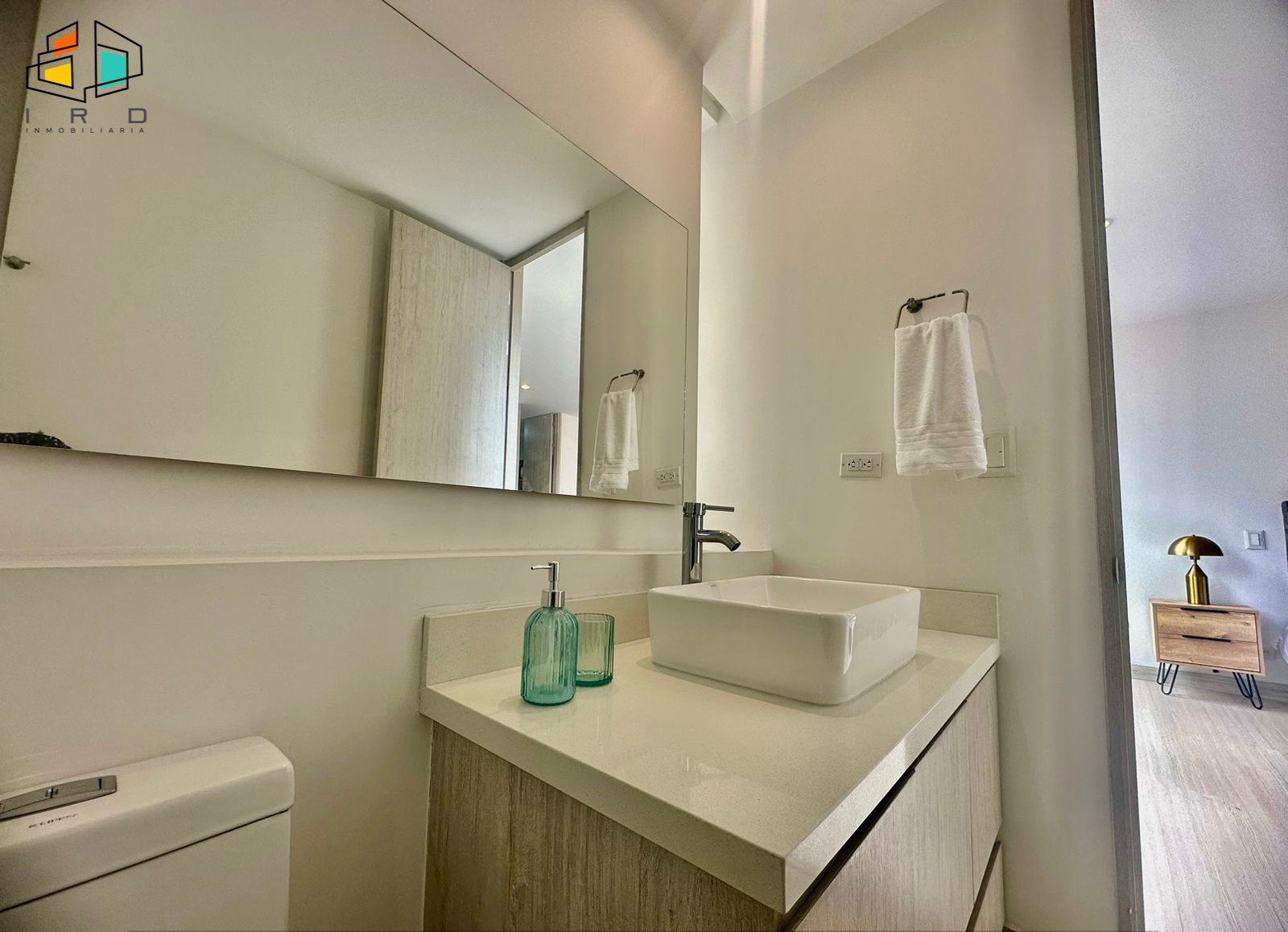 Apartamento en arriendo en Lalinde, Medellín · foto 17 de 24