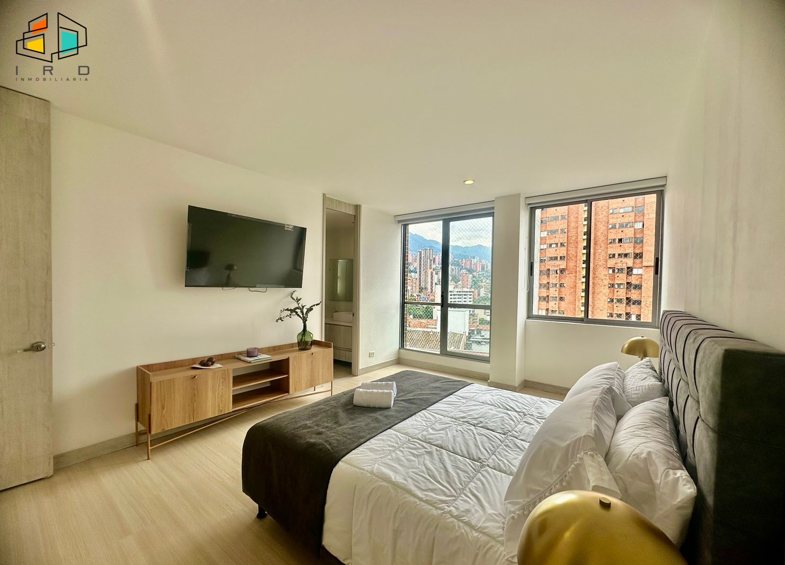 Apartamento en arriendo en Lalinde, Medellín · foto 19 de 24