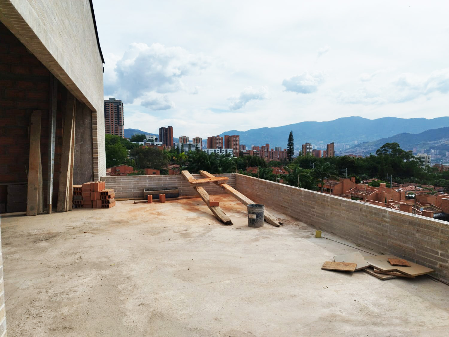Oficina en arriendo en El Tesoro, Medellín, 720 m² · foto 17 de 18