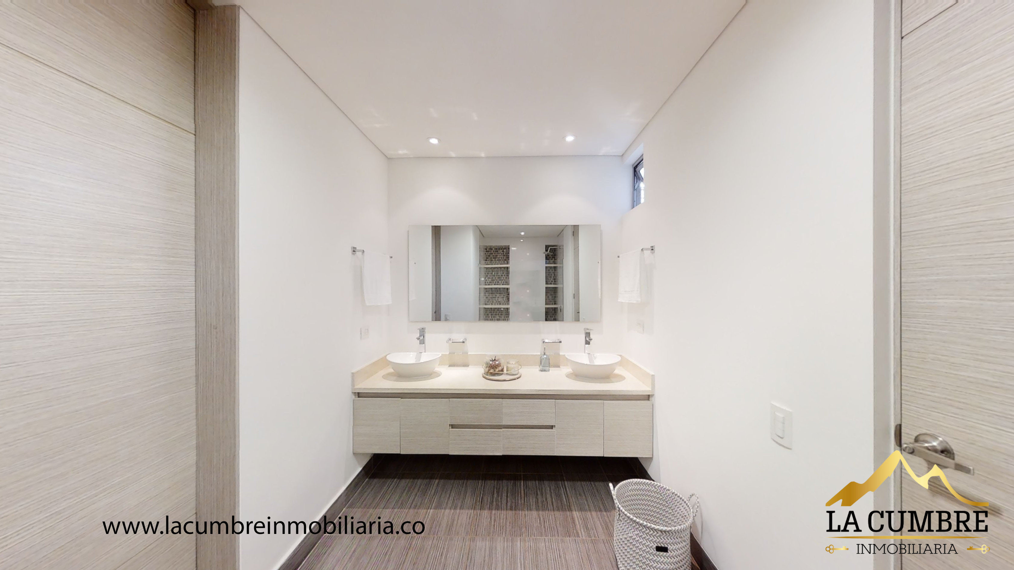 Apartamento de 2 alcobas en arriendo en La Florida, Medellín, 140 m² · foto 10 de 13