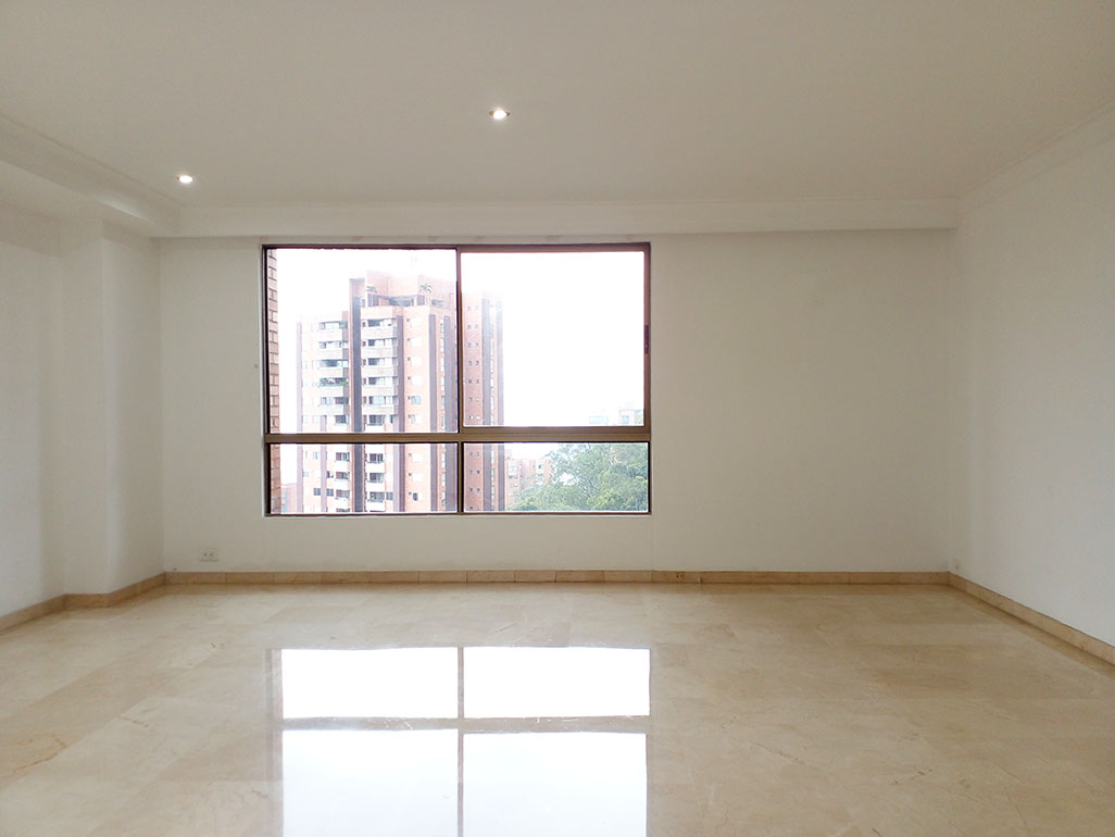 Apartamento en arriendo en Loma De Los Gonzalez, Medellín · foto 4 de 20
