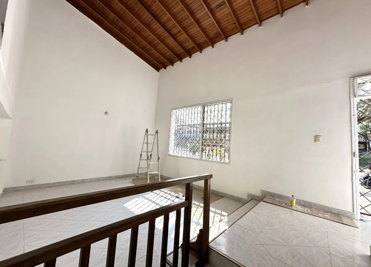 Casa de 4 alcobas en venta en Simon Bolivar, Medellín, 240 m² · foto 14 de 24
