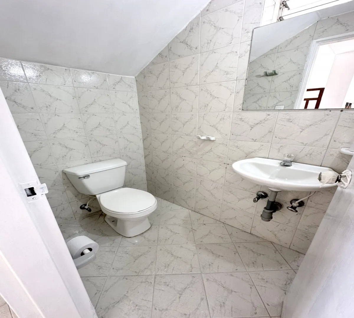Casa de 4 alcobas en venta en Simon Bolivar, Medellín, 240 m² · foto 16 de 24