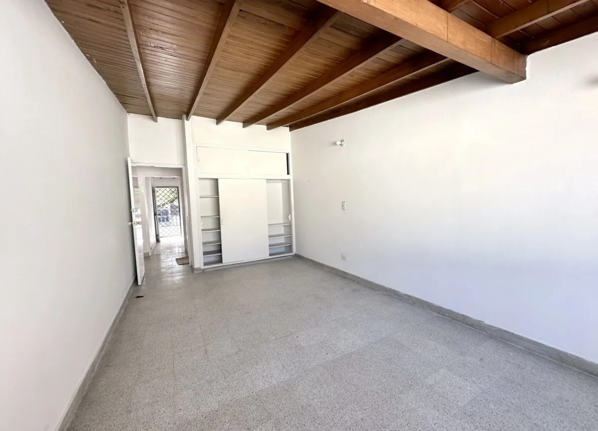 Casa de 4 alcobas en venta en Simon Bolivar, Medellín, 240 m² · foto 17 de 24