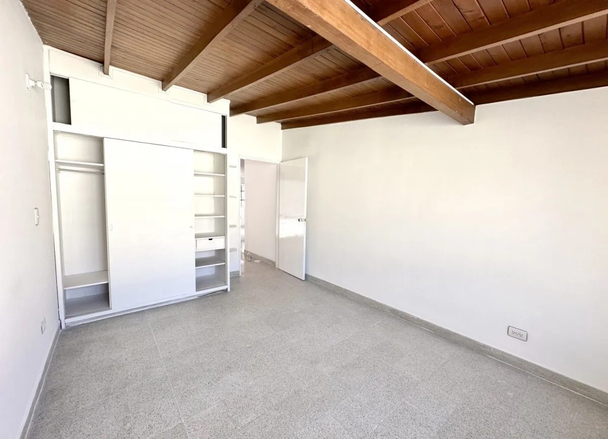 Casa de 4 alcobas en venta en Simon Bolivar, Medellín, 240 m² · foto 18 de 24