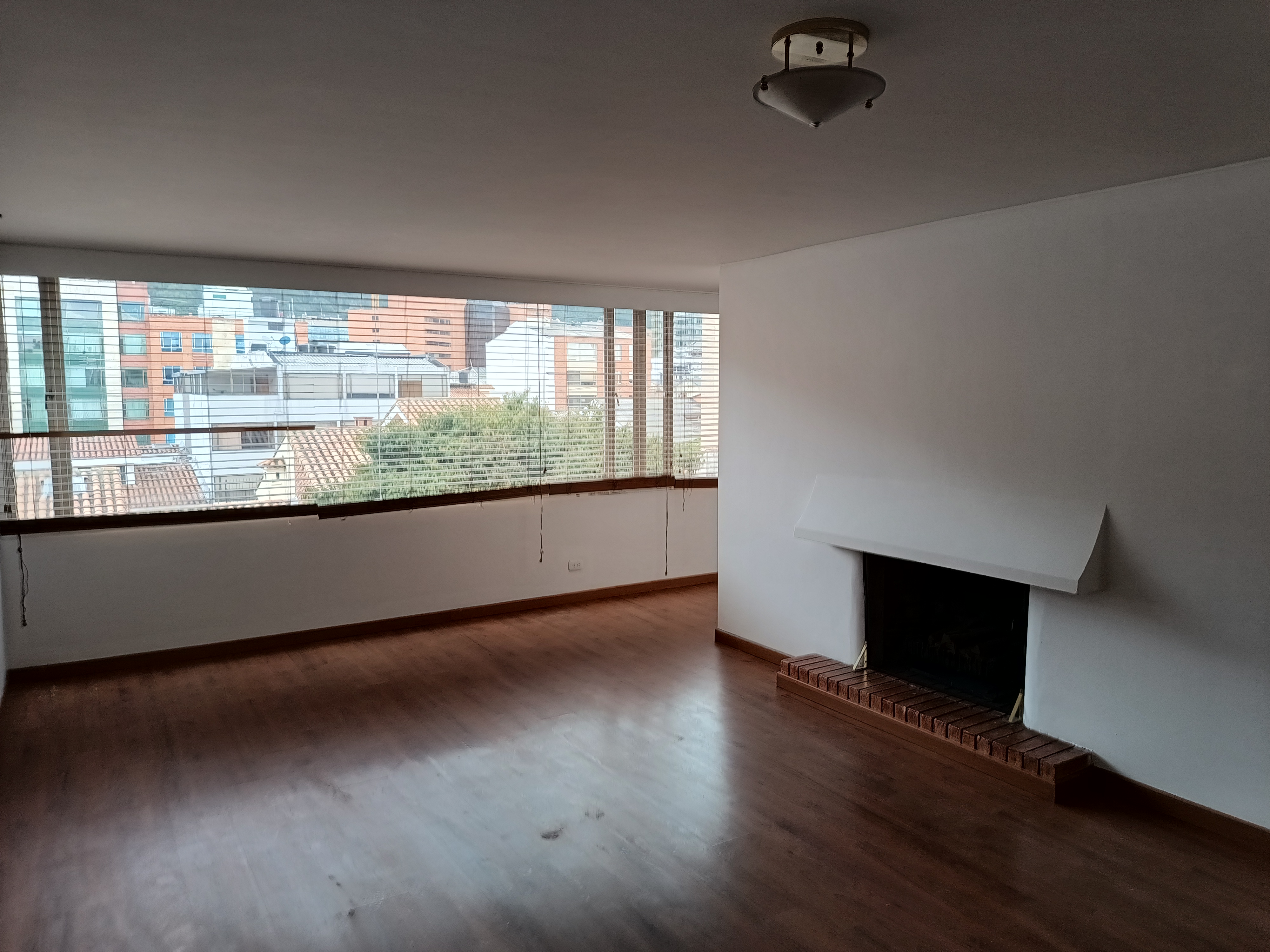 Apartamento de 3 alcobas en venta en Santa Barbara, Bogotá, 164 m² · foto 16 de 24