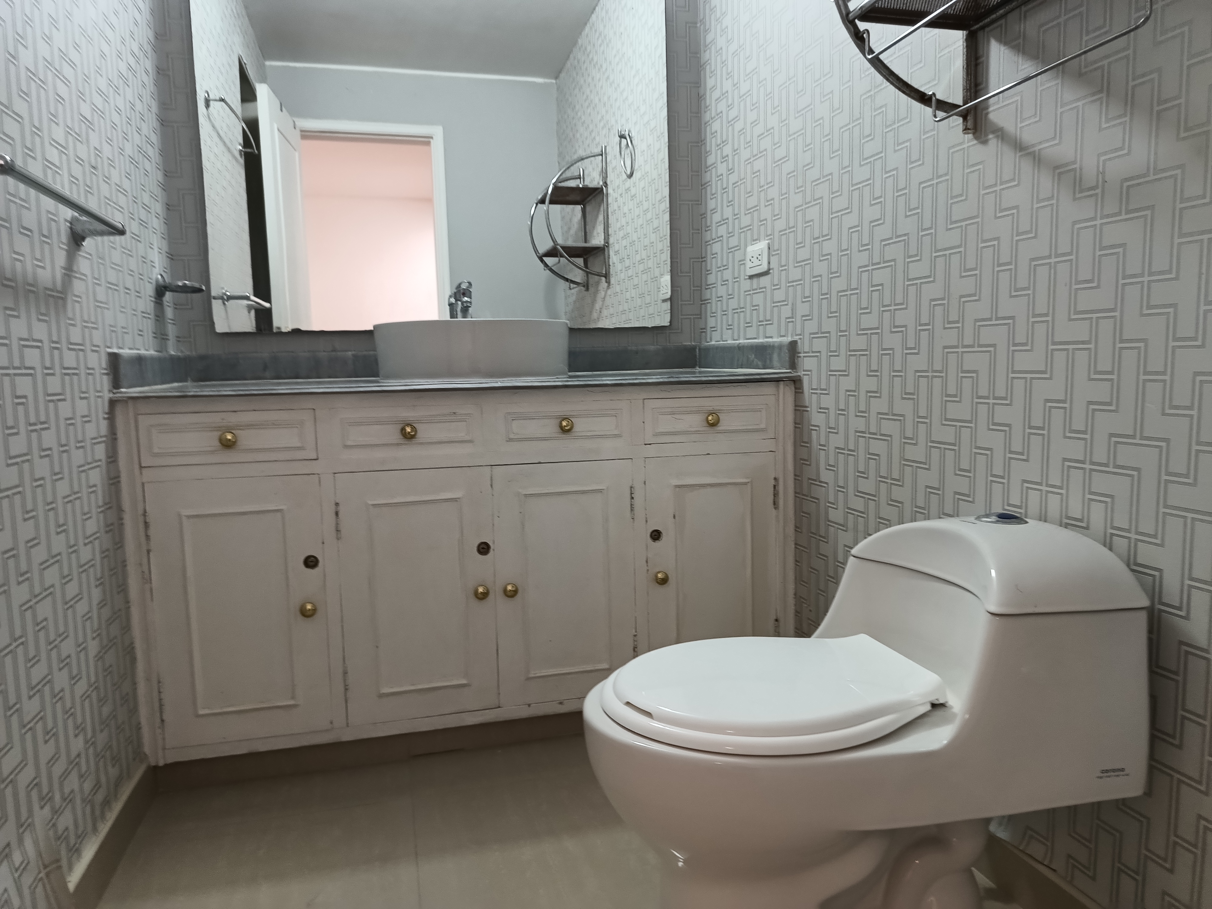 Apartamento de 3 alcobas en venta en Santa Barbara, Bogotá, 164 m² · foto 22 de 24