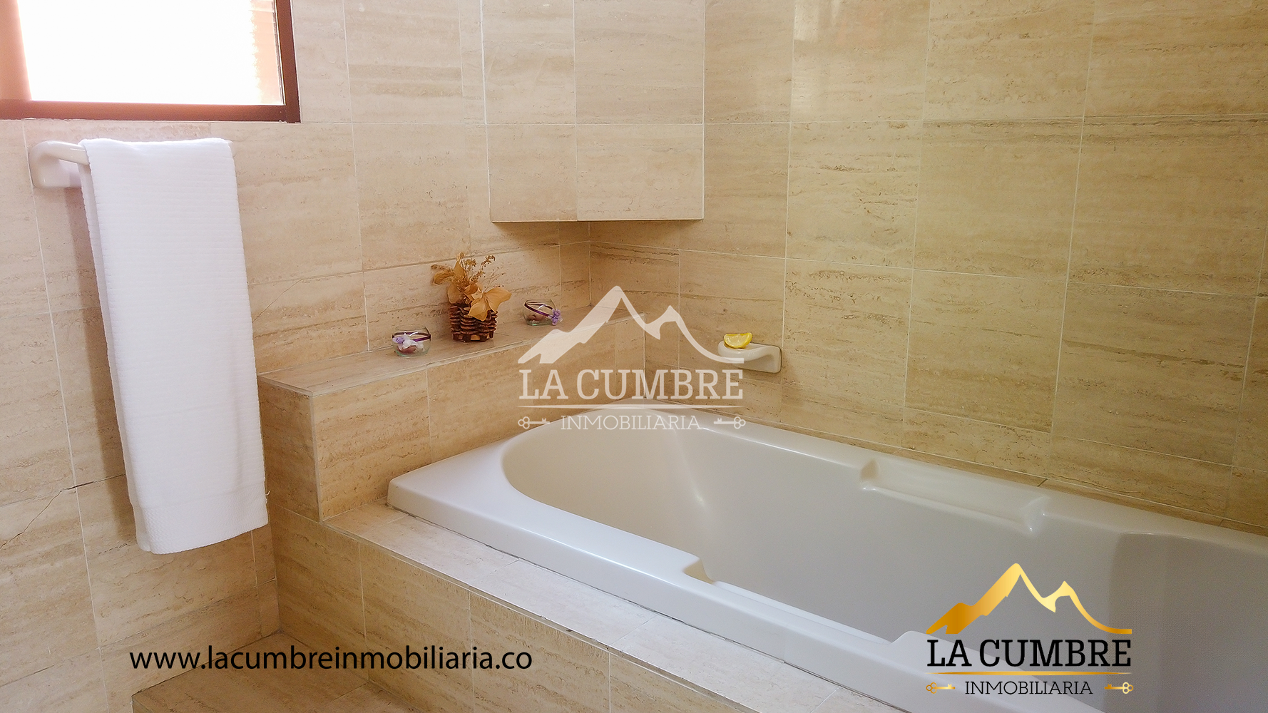Casa de 3 alcobas en venta en Los Balsos, Medellín, 266 m² · foto 11 de 15